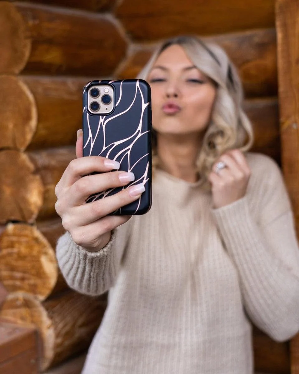 Midnight Ride | Black and Gold Metallic Waves Case - Image 37