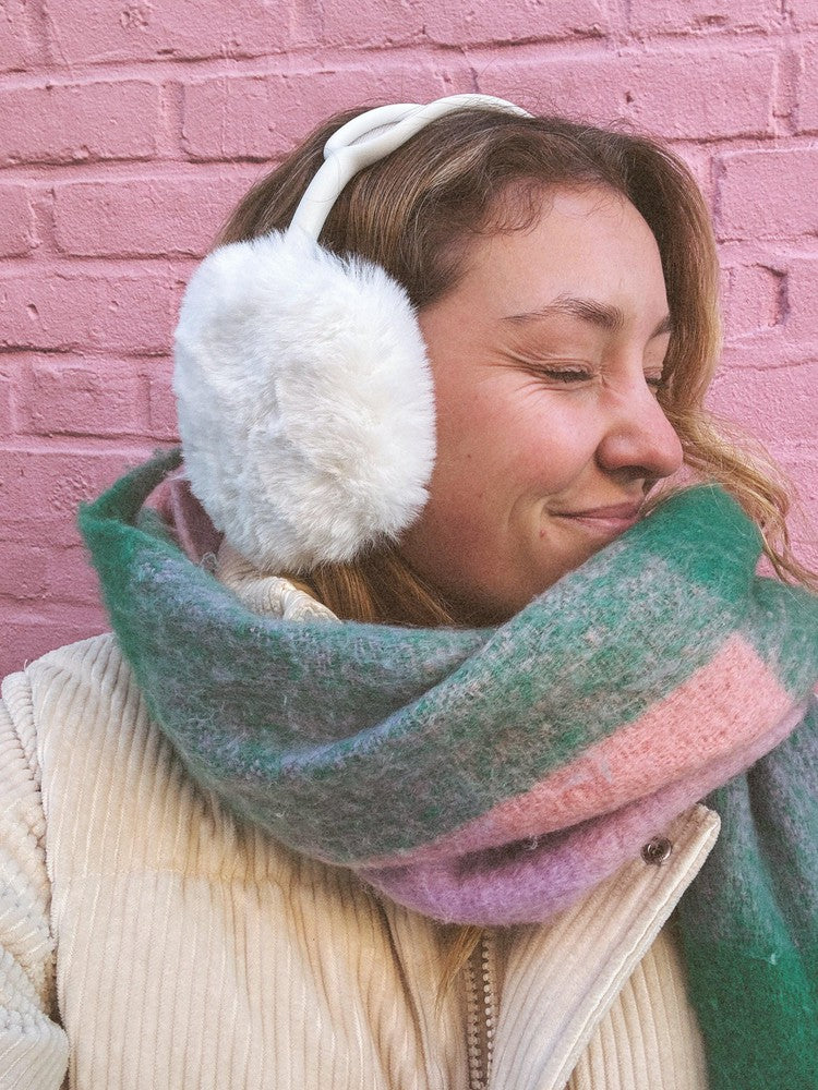 Black Fluffy Earmuffs | AirPods Max Case - Image 4