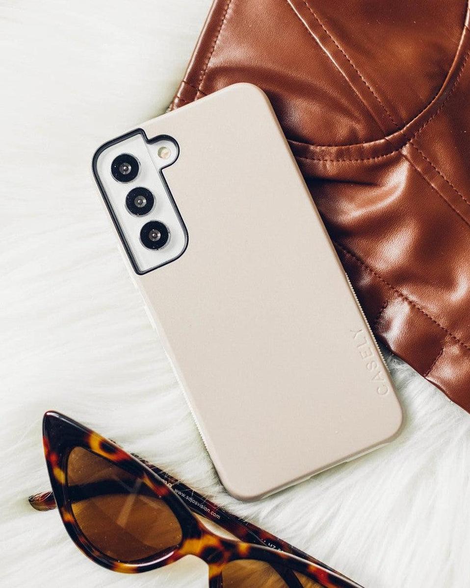 Taupe on Nude - Image 8